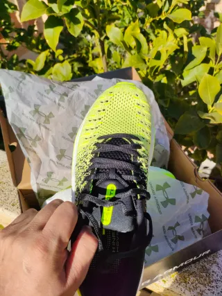 Zapatillas Under Armour Infinite Elite. Running.