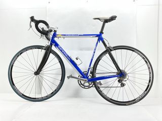 Bicicleta de carretera Pinarello Prince azul