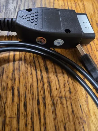 Cable Diagnóstico VAG 12.12 USB