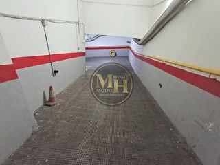 Garaje en venta en Ensanche - Diputación en Alicante