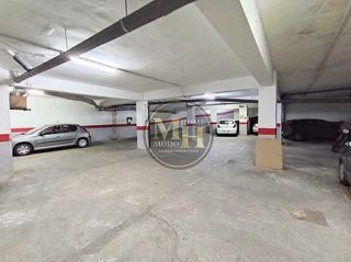 Garaje en venta en Ensanche - Diputación en Alicante