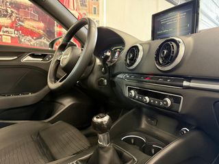 AUDI A3 2.0 TDI SPORTBACK SLINE EDITION