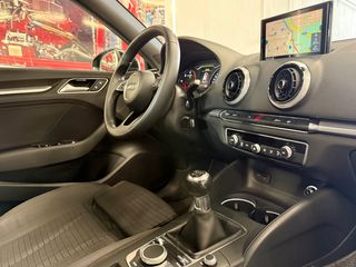 AUDI A3 2.0 TDI SPORTBACK SLINE EDITION