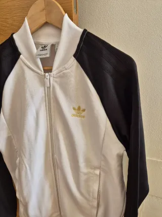 Sudadera Adidas Blanca y Negra