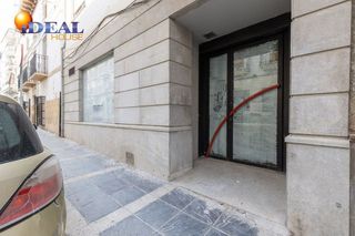 Local comercial en venta en Montefrío