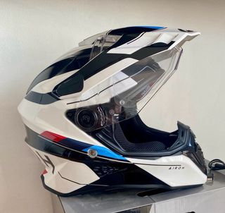 Casco Airoh Commander 2022 + Intercom + Guantes