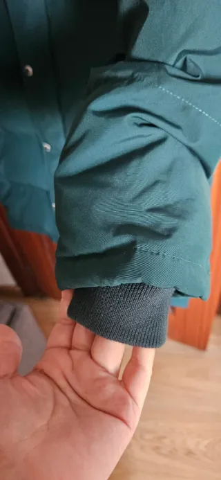 Abrigo largo de plumon para hombre. A estrenar.