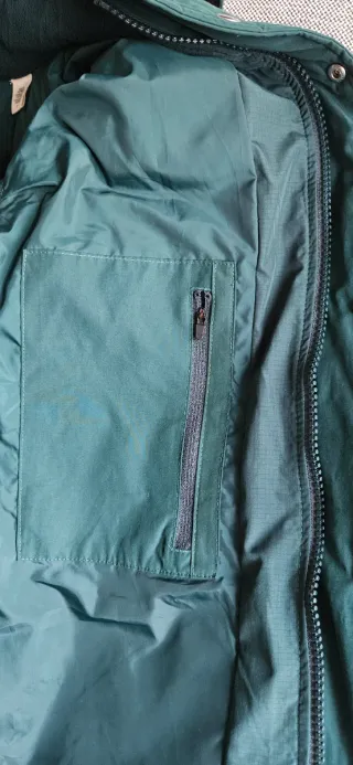 Abrigo largo de plumon para hombre. A estrenar.