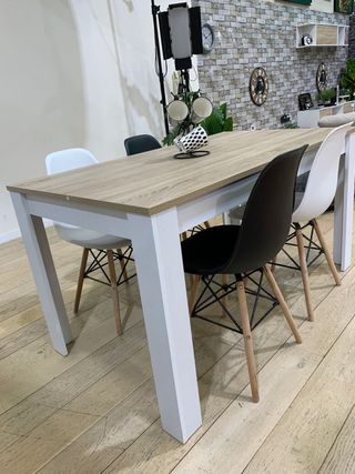 Conjunto comedor mesa y 4 sillas