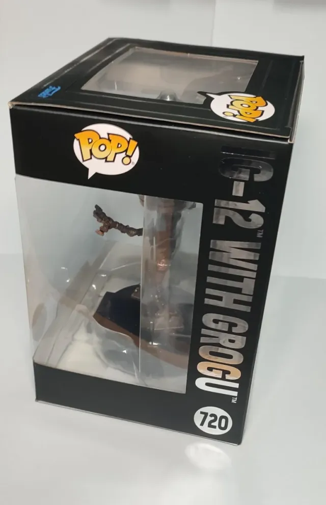 Funko Pop! IG-12 con Grogu 720 Luces y Sonidos