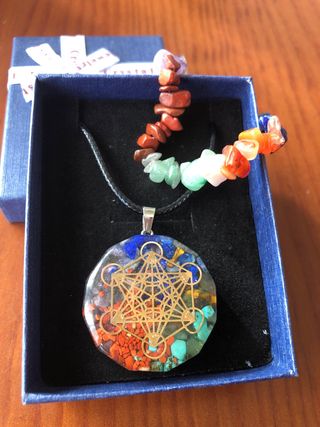 Collar y Pulsera Chakras Resina Piedra