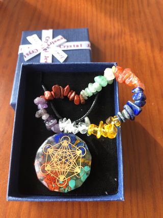 Collar y Pulsera Chakras Resina Piedra