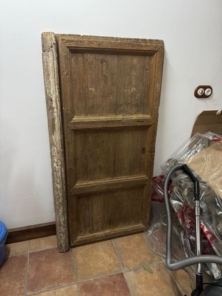 puerta de madera antigua