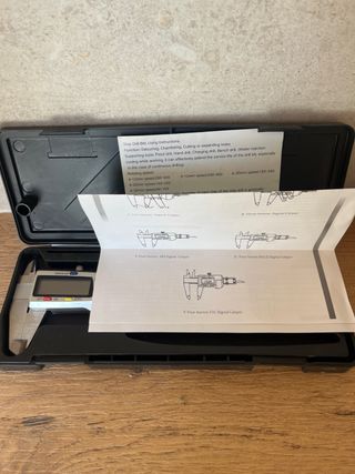 Calibre digital 150mm como nuevo + batería nueva