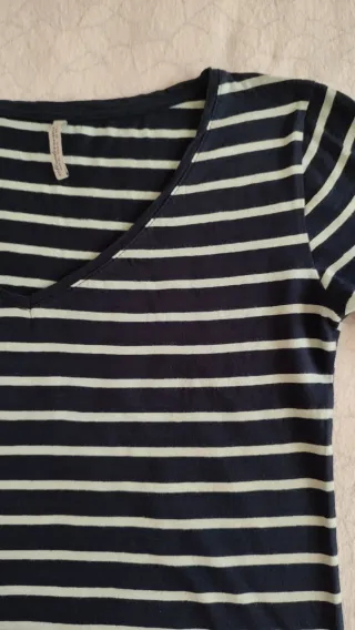 Camiseta Talla XL, da menos