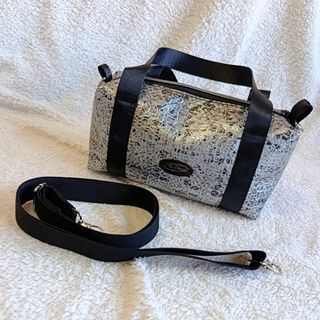 Bolso de mano/hombro polipiel serpiente plateado