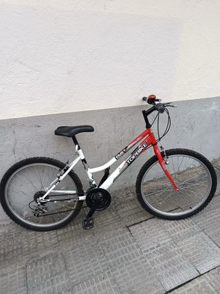 Bicicleta Topbike Roja y Blanca
