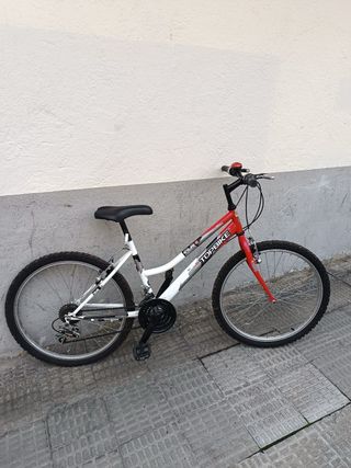 Bicicleta Topbike Roja y Blanca