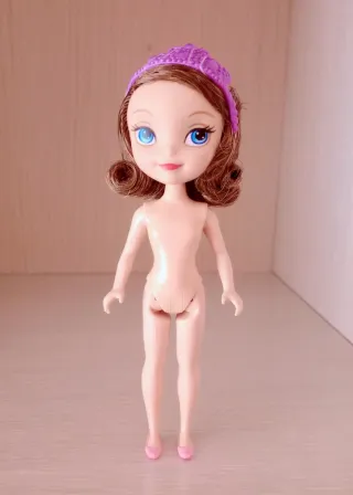 Muñeca Princesa Sofía THE FIRST