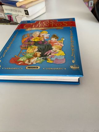 Los cuentos de mi abuelita (Spanish Edition)