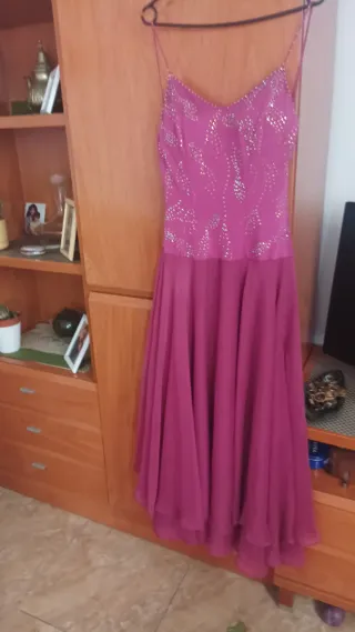 Vestido fiesta rosa y otra tallla es L