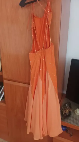 Vestido fiesta rosa y otra tallla es L