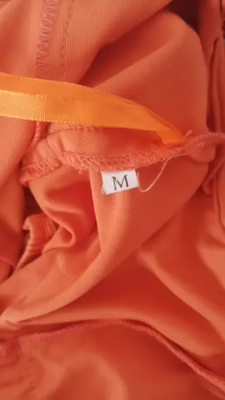 Vestido fiesta rosa y otra tallla es L