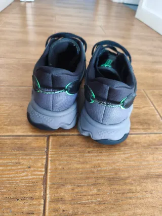 Adidas Ozweego Negro/Gris