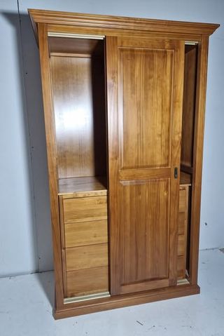 26739 ARMARIO 2P CORREDERA (130X65X206) *NUEVO EXP