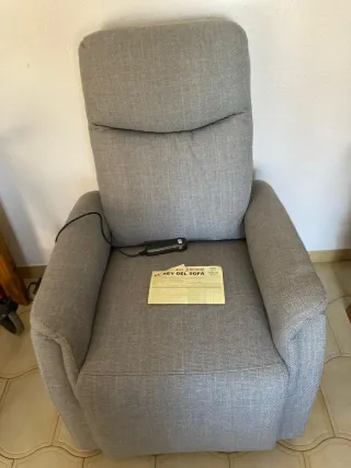 Butaca eléctrica reclinable gris
