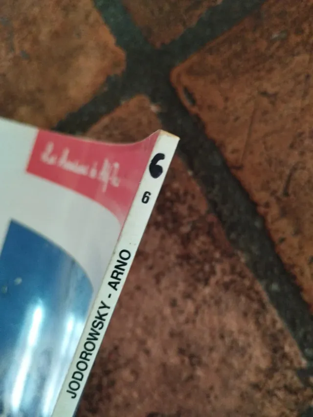 HOMBRE SIN REALIDAD ALEF-THAU 06