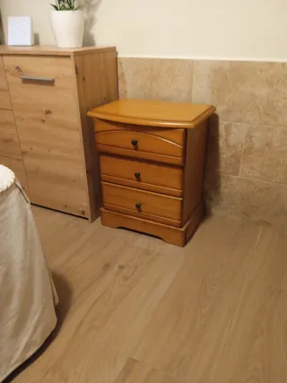 Mesitas de noche de madera