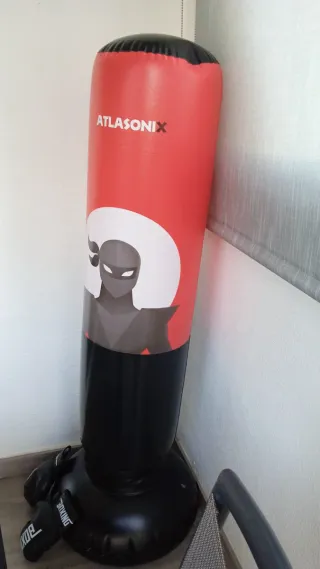 Saco de boxeo inflable