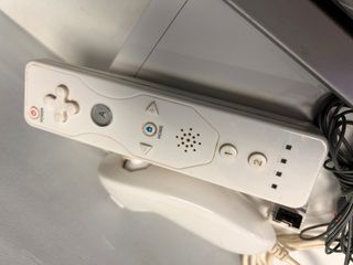 Consola Wii Completa con Mandos compatibles