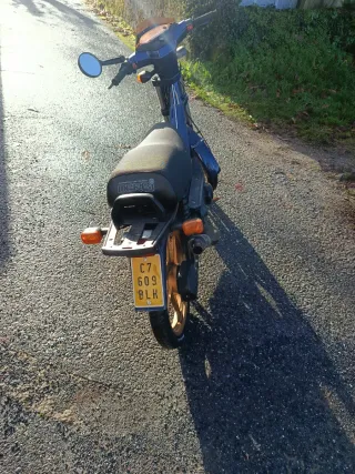 Derbi Variant Azul Dorado