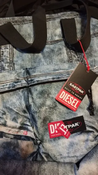 Borsa a mano Diesel Eastpak Denim Lavato