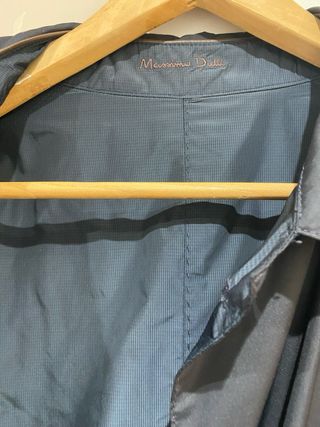 Parka gabardina hombre Massimo Dutti reversible.