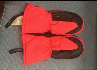 Manoplas para niño, poco uso