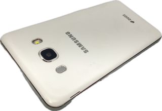 Smartphone Samsung Galaxy J5 2016 16GB E665105