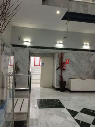 Oficina en venta en Colores - Entreparques en Sevilla