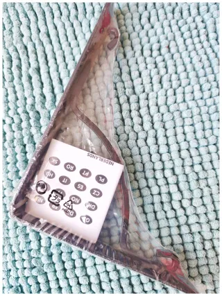 Estantería metálica negra decorativa