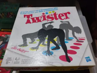 Juego de mesa Twister Hasbro