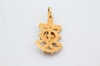 Cruz De Oro De 18K.. Ref: 003-03-02490