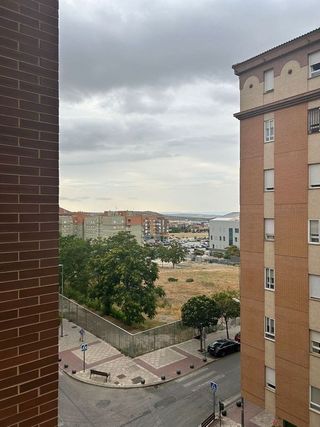 Piso en venta en Renfe - Bulevar 1º y 2º Fase en Jaén