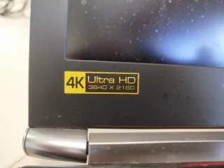 Ordenador portatil para trabajar con monitor