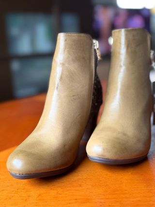 Botines XTI Beige Talla 39 Nuevos a estrenar.