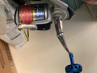 Lote 3 cañas y 3 carretes pesca