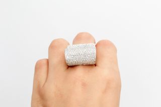 Colgante De Oro Blanco De 18K Con Diamantes.. Ref: 044-03-01195