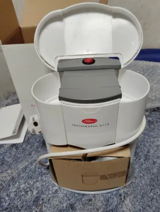 Cafetera eléctrica Altic "Nueva"