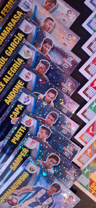 Cromos Adrenalyn 16-17